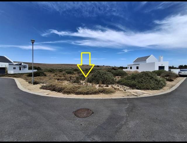 LAND FOR SALE IN BRITANNIA BAY